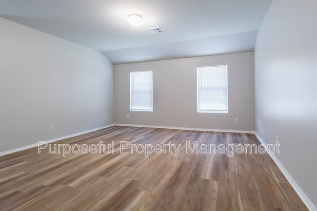 1301 Travertine Pl