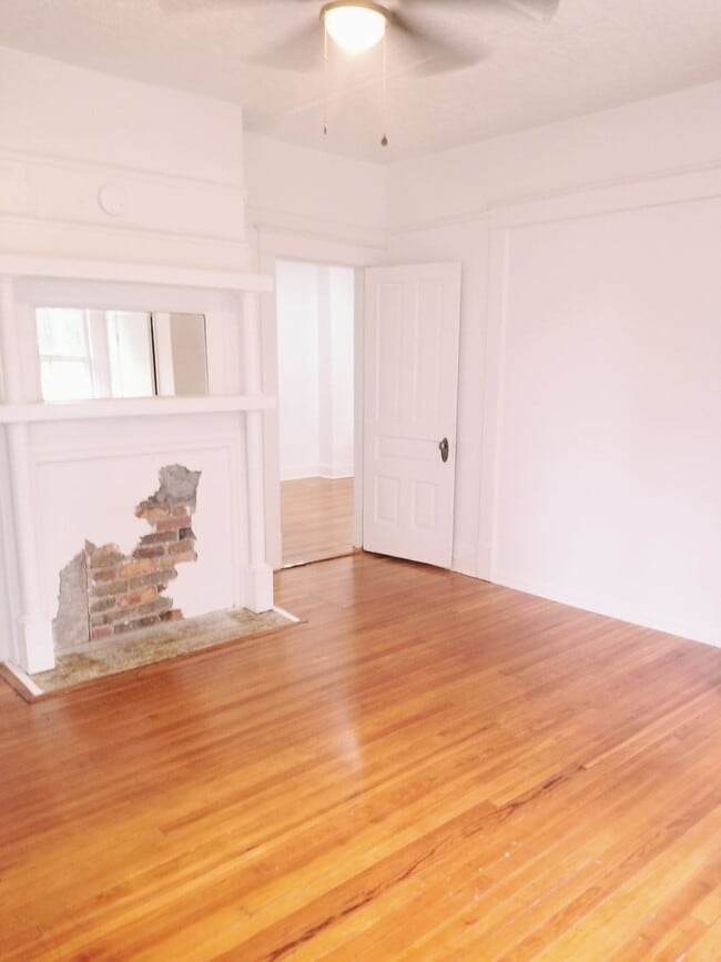 Photo - 1808 Rivermont Ave Unit Apt A