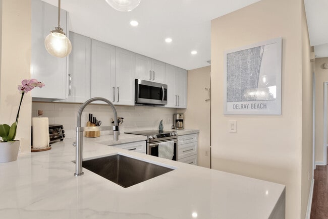 Photo - 2036 Alta Meadows Ln