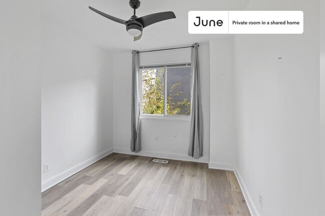 Photo - Room in Shared 5 bed/3.5 bath home Unit C
