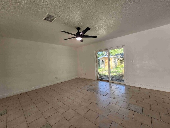 Photo - 6407 2nd Ave NE