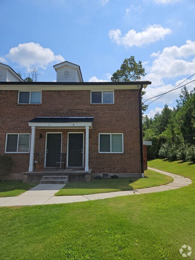 Building Photo - Gated Community Near Collier Park Unit N7 Rental
