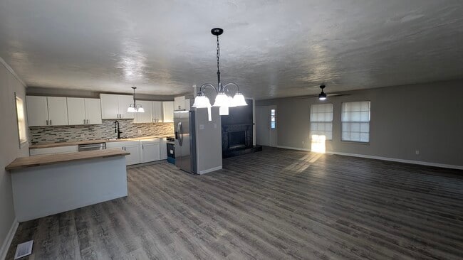 Photo - 501 Terrell St