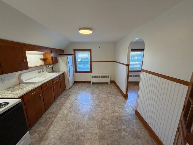 Photo - 964 Wellington Rd