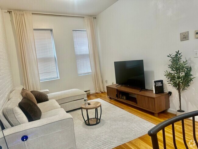 Building Photo - 6 Cleveland Pl Rental