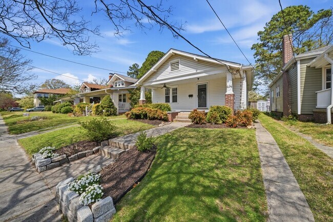 Photo - 414 Massachusetts Ave