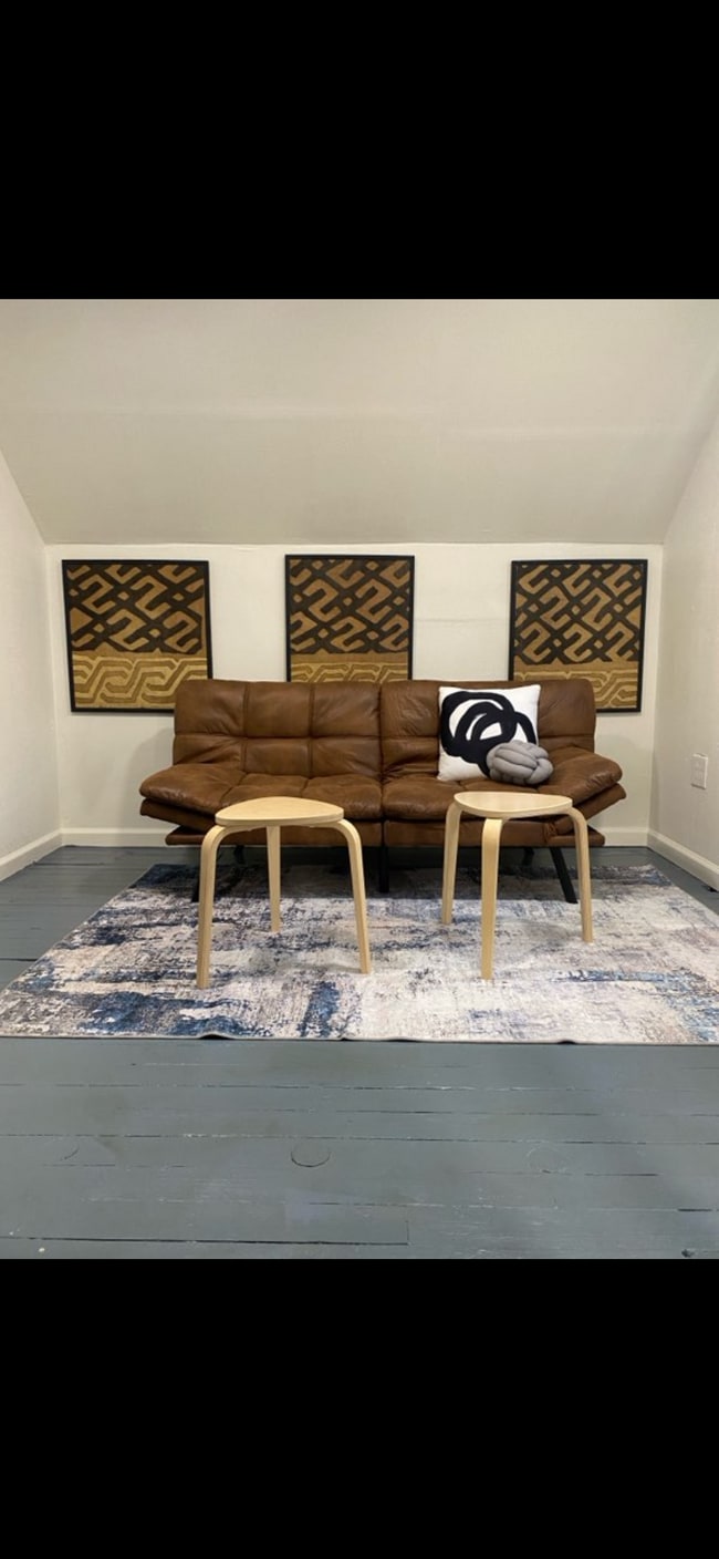 Photo - 10612 Bernard Ave Unit 3