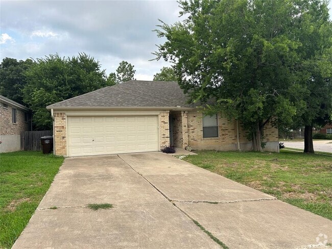 Building Photo - 1100 Willow Trail Ct Rental