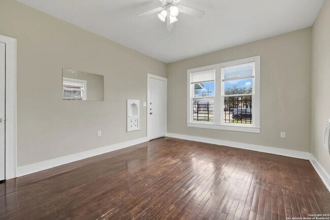 1931 Cincinnati Ave Unidad 2