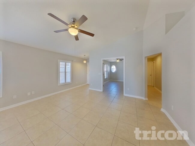 Photo - 10109 37th Ct E