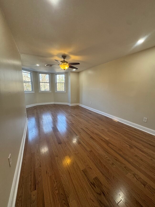 Photo - 5166 Parkside ave Unit 2nd Floor