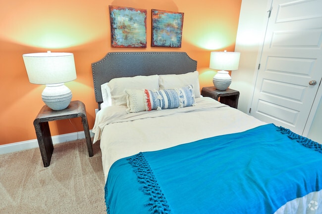 2HAB, 2BA - Lexington - Lodge at Lake Wylie