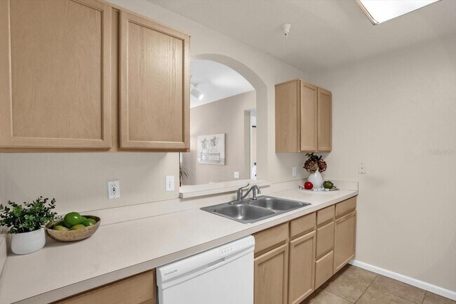Photo - 3960 Southpointe Dr Unidad 533