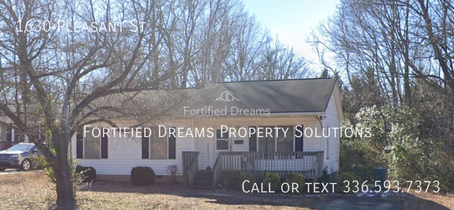 Photo - 1630 Pleasant St