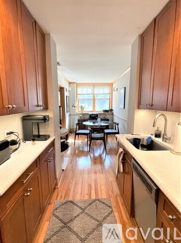 Building Photo - 1354 W Carmen Ave Unit F1
