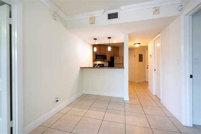 Photo - 10401 W Broward Blvd Condo Unit 308