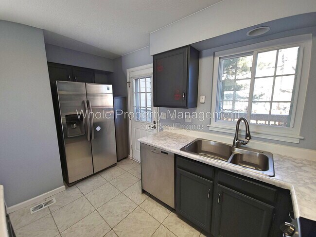 Photo - 10922 Bayfield Way
