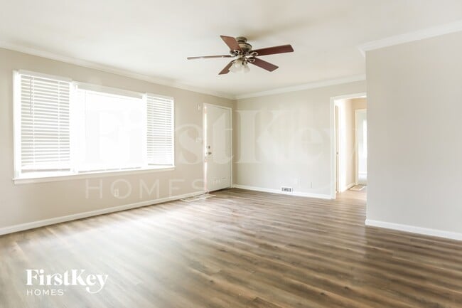 Photo - 6004 Farley Ave
