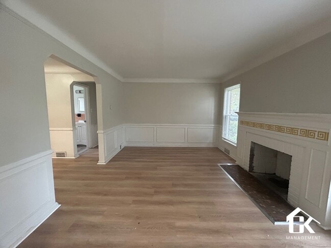Photo - 3 Bed 1 Bath Eastside Home Available - Near St John Moross!