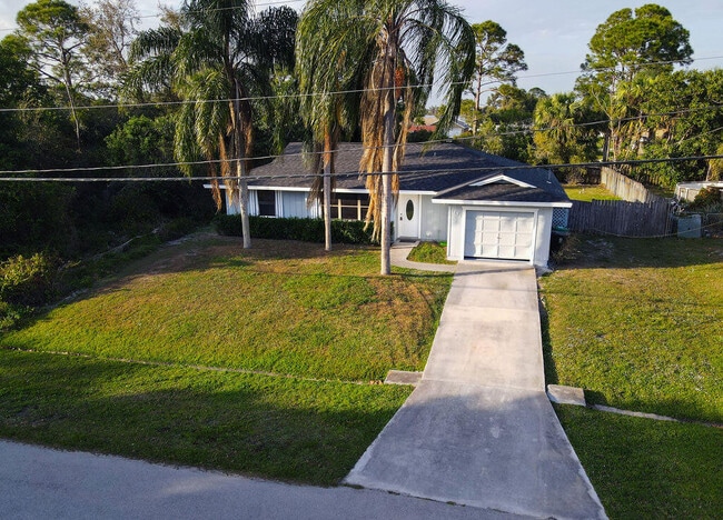 Photo - 1181 SW Sarto Ln Casa