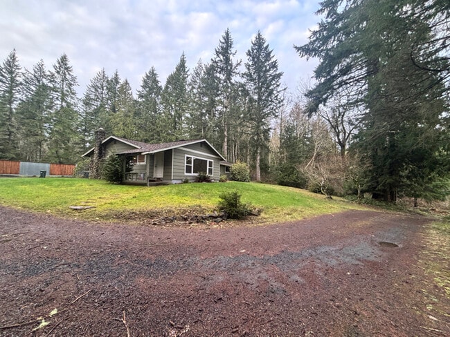 Photo - 4920 Gravelly Beach Rd NW