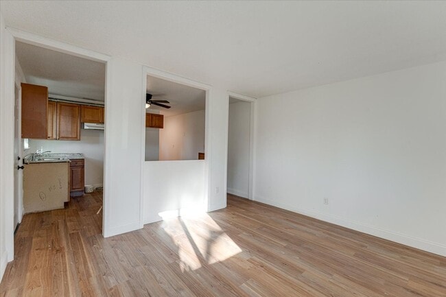 Photo - 1803 E 26th St Unidad 1803 E 26th St. apt A
