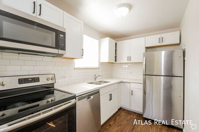 Building Photo - 4991 Lowell Blvd Unit 203 Rental