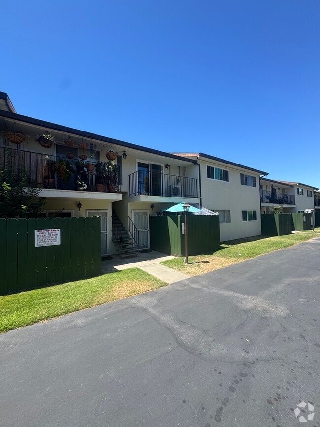Building Photo - Allegheny Pines Apartments Unit 2761 #4