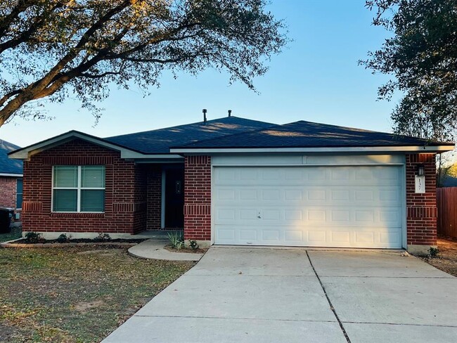 Building Photo - 137 Salado Dr