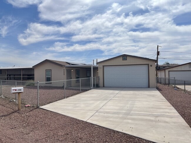 Building Photo - 2288 Kaibab Dr
