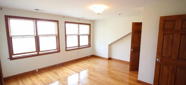 Photo - 102 Allston St