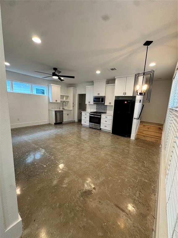 Photo - 1131 Omega Ave