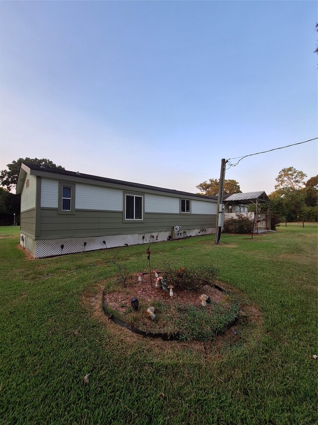 Photo - 119 County Rd 4534