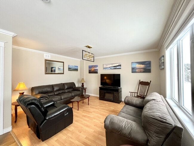 Photo - 12 Boyley's Ln Unit 1