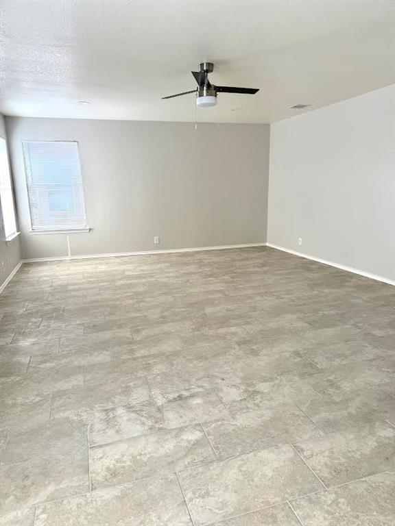 Photo - 9 Swallow Ave