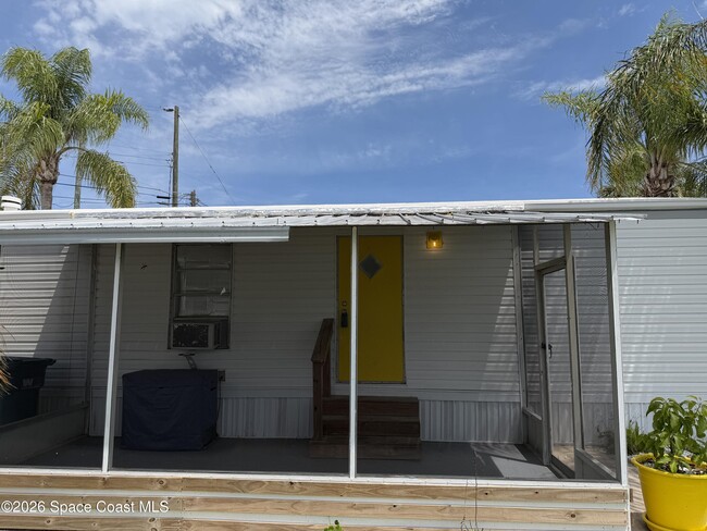 Building Photo - 2132 Rocway Dr