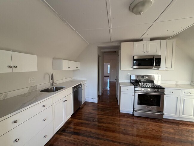 Photo - 94 Morrison Ave Unit 3