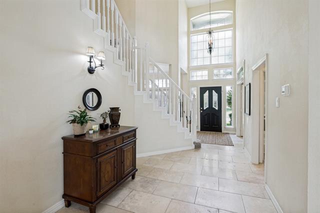 10913 Alexandria Dr