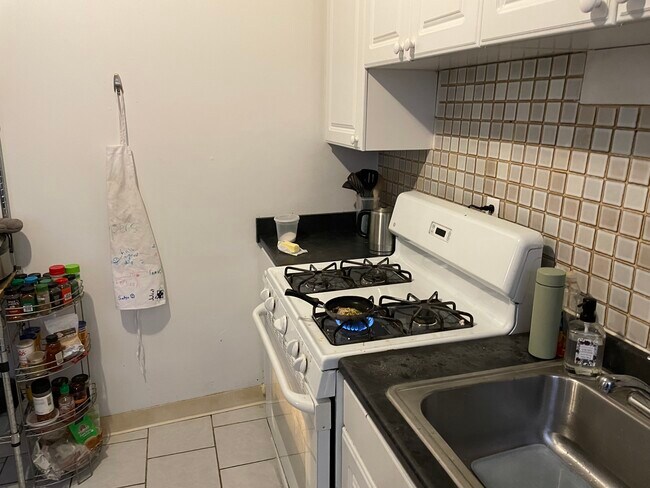 100 Linden St Unit 11