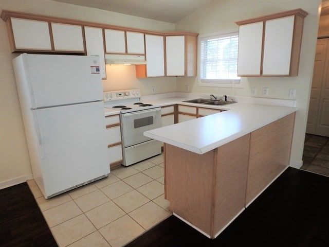 Photo - 7529 Foxwerth Dr