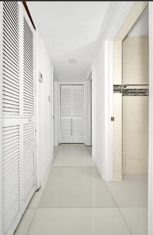 Photo - 2902 NW 11th St Unit 2B