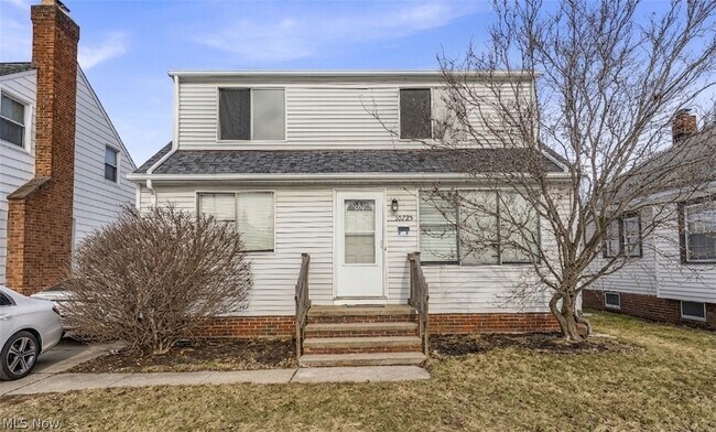 Building Photo - 10725 Vernon Ave Unit 2/UP