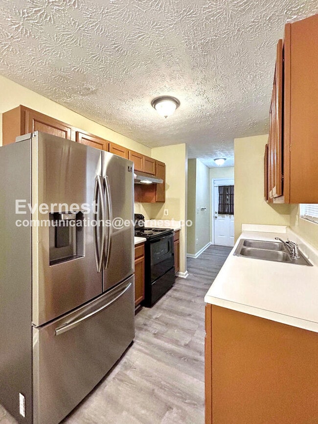 Photo - 9151 Clubhouse Dr