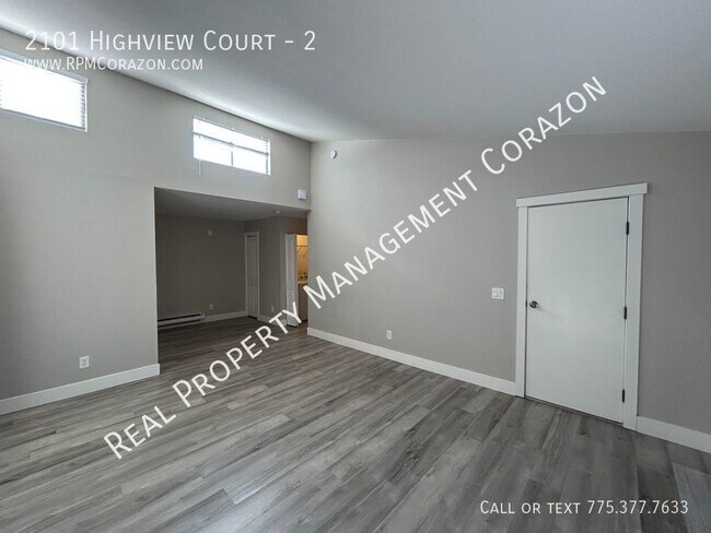 Photo - 2101 Highview Ct