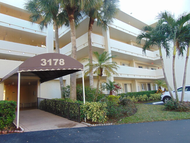 Photo - 3178 Via Poinciana Condo Unit 415