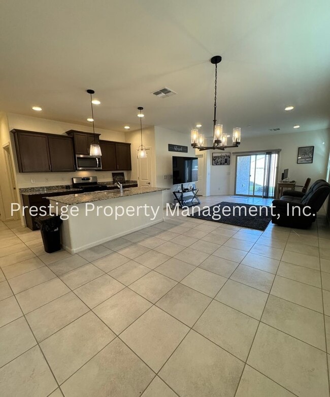 Photo - 3/2 Lovely Southwest Home With an Open Layout