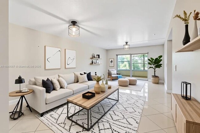 Photo - 900 SW 125th Way Unit 304R