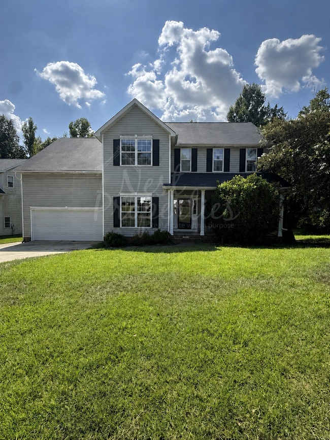 Building Photo - 208 Saints Creek Ln