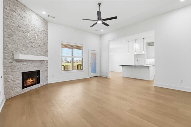 Photo - 7014 SW Orange Ave