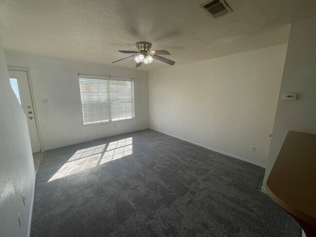 Photo - 211 N 3rd St Unit A